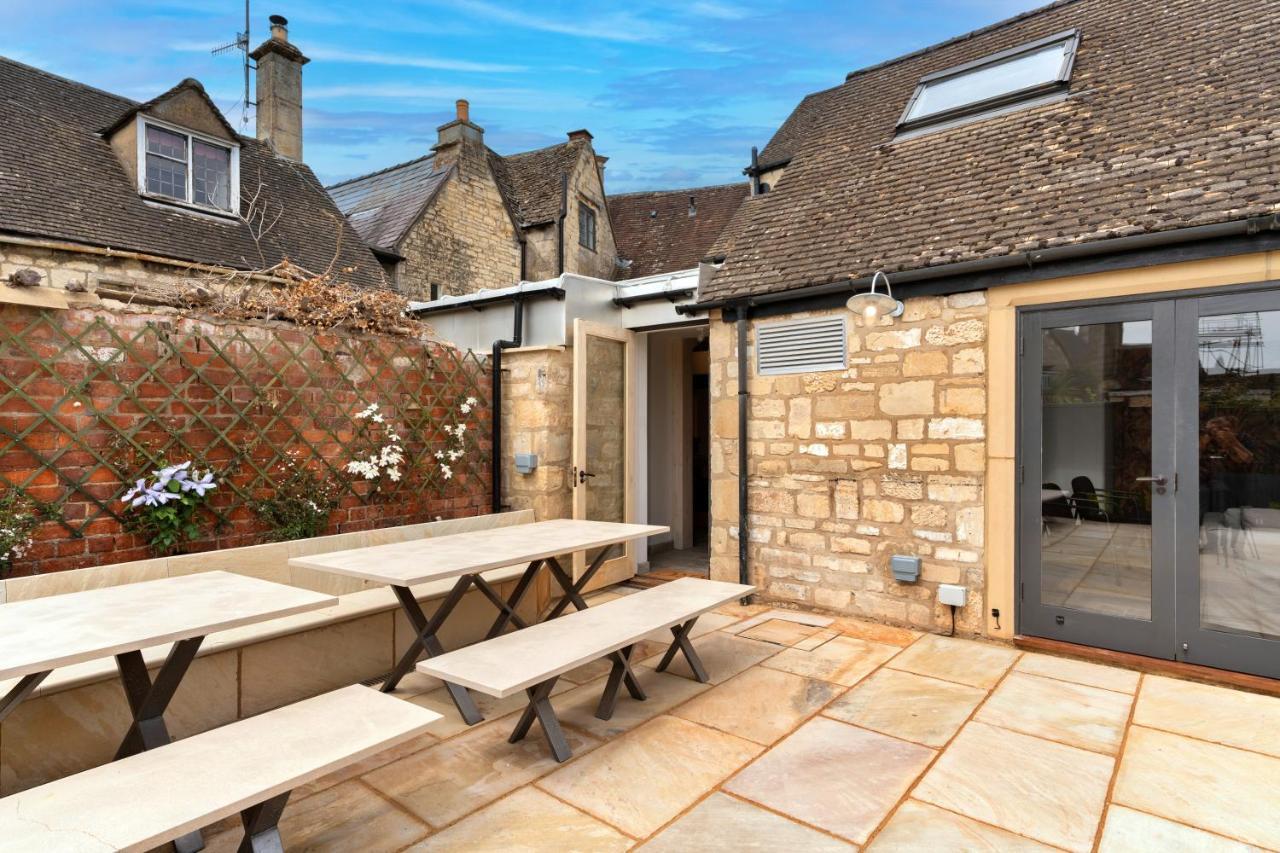 Finest Retreats - Arc Painswick Villa Exterior photo